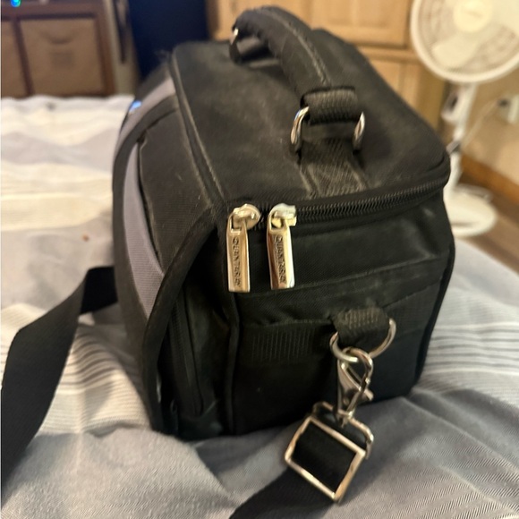 Canon Silver Digital Camcorder with 25x Optical Zoom - Picture 14 of 14